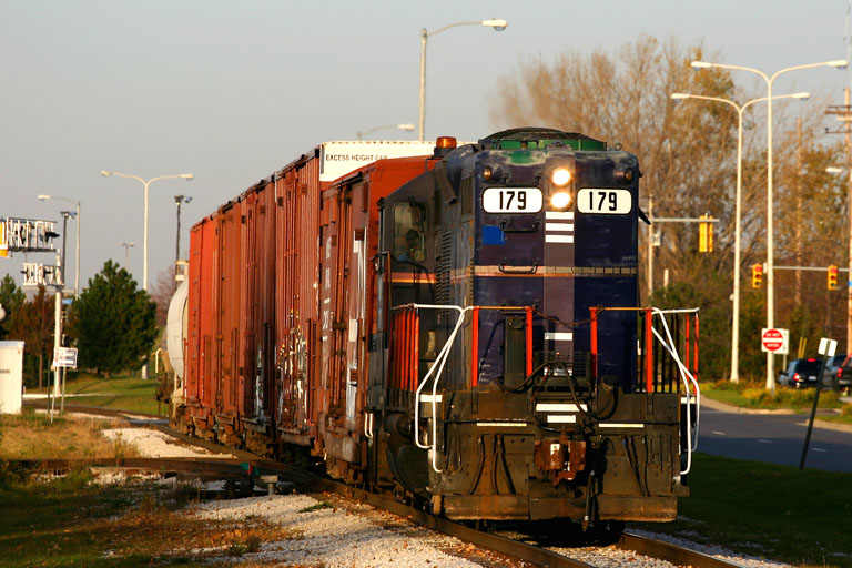 MMRR 179
MMRR 179 nearing Heritage Landing.  The track just off to the left is the spur to Mart Dock.  11/11/05
