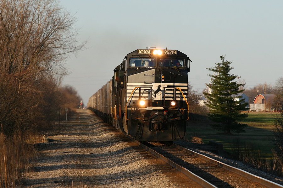 NS Train 252 - Britton
NS 9492 leads Triple Crown Train 252 east over Schreeder Brook in the early morning sunshine.
[April 4, 2009]
