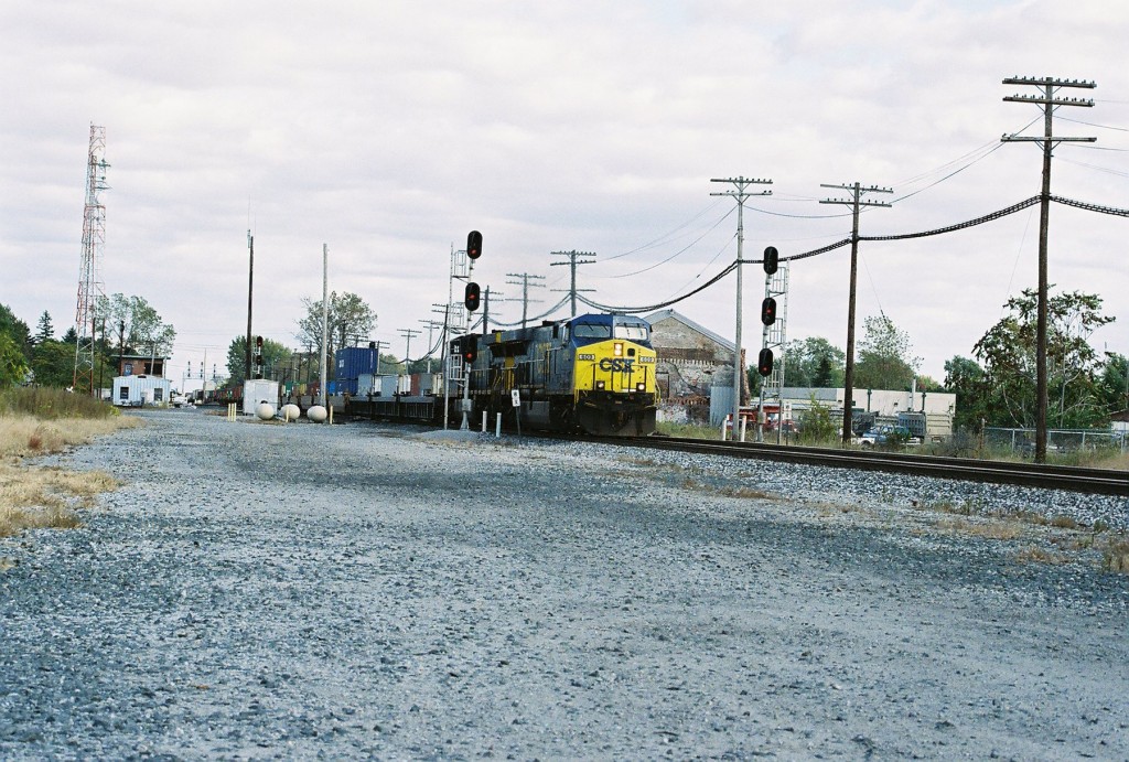 Just another widecab
Headin wes at Poplar st. F tower in background
Keywords: Fostoria