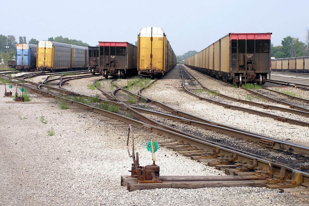 Snow Yard (Lansing), Canadian National
Looking northeast from Snow Road.
Keywords: CN Lansing