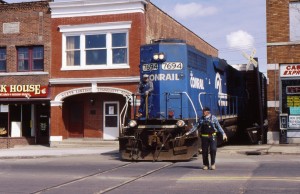 Conrail-N.Lansing,MI04-19-99b.jpg