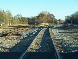 Disconnected Sugars Track - The old turnout is to the left ... the NS track now curves over to meet the CSX track.