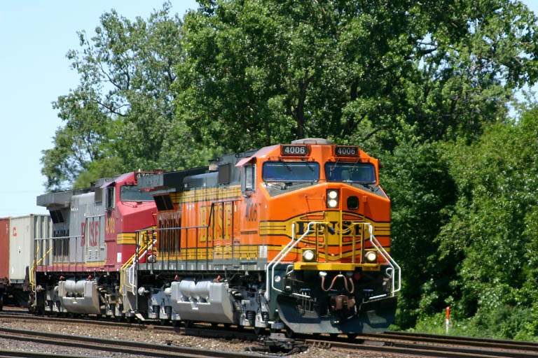 BNSF 4006 & BNSF 4703
BNSF #4006 with BNSF #4703 running elephant style on an eastbound intermodal train. 06/03/04 
