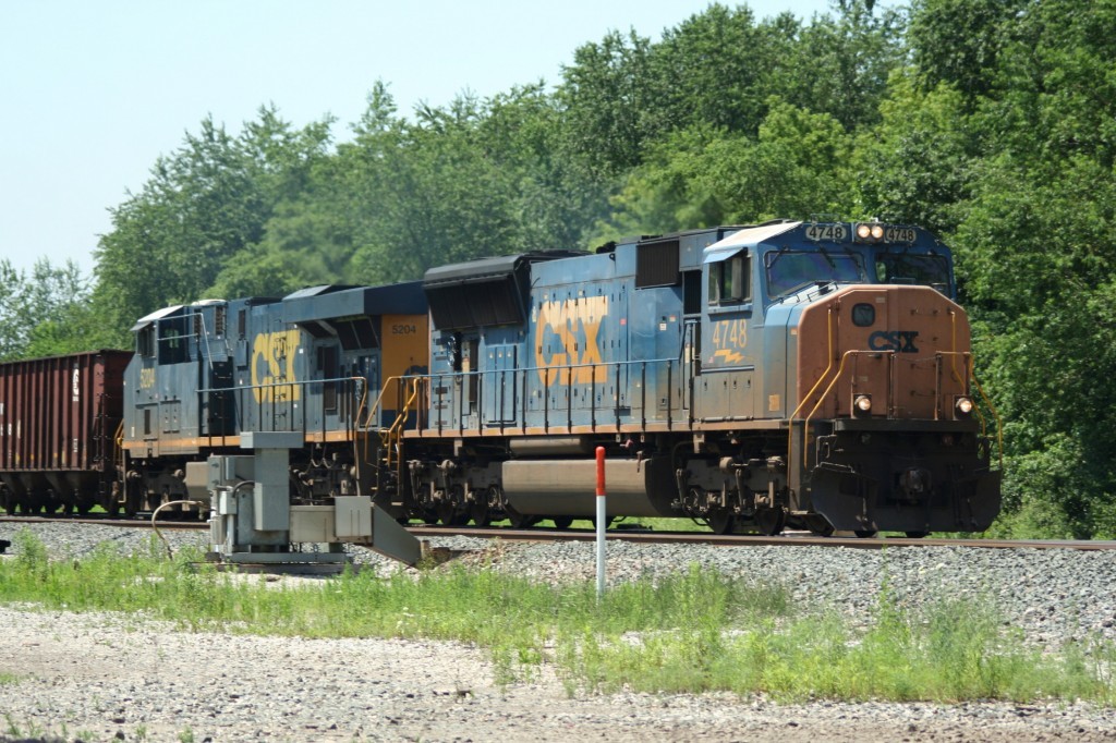 CSX 4748 and 5204 lead Q312-06 through Wellsboro July 6, 2011
