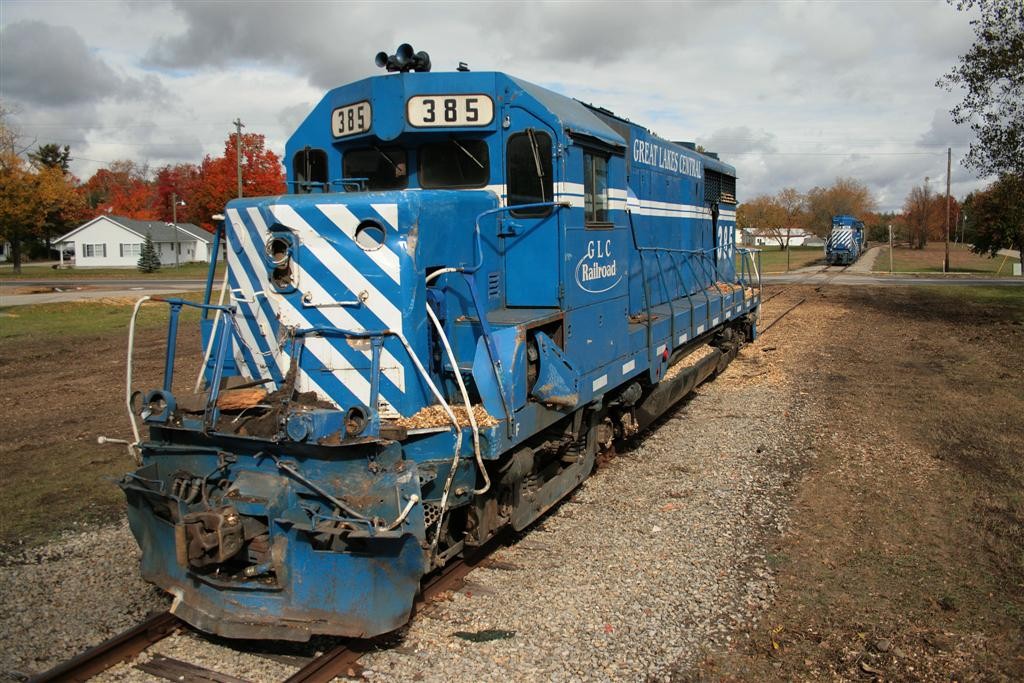 385-395 South Boardman derailment
Seen here on Sunday, two days after is tumble, 385 at South Boardman.
Note the woodchips still covering it.
