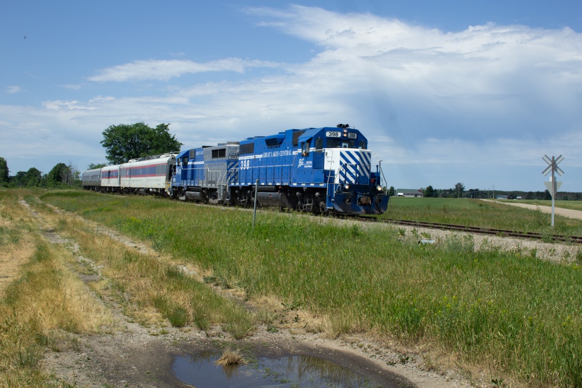 Northbound Great Lakes Central 398-393 with the FRA inspection cars, just south of Elmira Michigan.
Keywords: FRA train