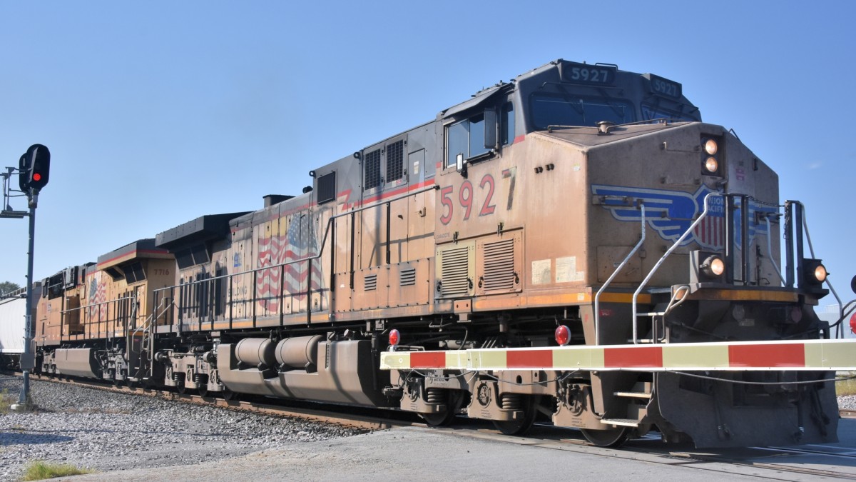 UP 5927
Dusty old workhorse at NUCOR Grapeland, Texas.
